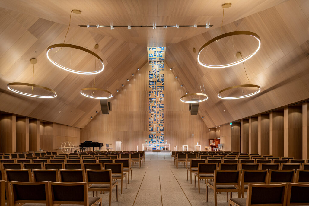 Nye vennesla kirke, lysdesign